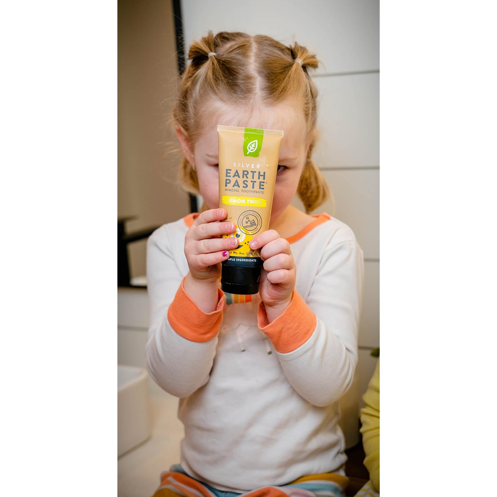 REDMOND - Earthpaste All Natural Non-Fluoride Vegan Non GMO Real Ingredients Toothpaste, Wintergreen 4 Ounce Tube (Pack of 3) (Packaging May Vary)